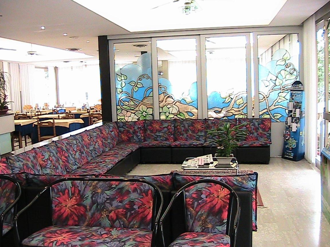 Hotel Universo Rimini Exterior foto